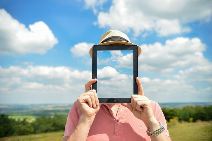 man-person-clouds-apple-2.jpg