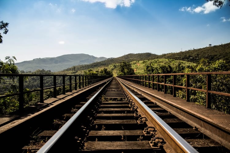 WHY YOU CAN'T LET YOUR CLIENTS LEAD YOUR CLOUD TRANSITION